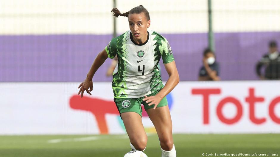 Ashleigh Plumptre Biography, Career Journey, Net Worth, Family and Football Achievements 2 Ashleigh1