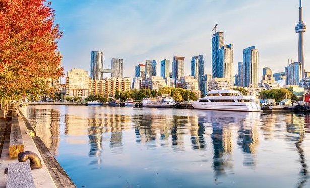 Top 10 English-Speaking Countries to Travel in 2026 as an English Speaker: Costs, Jobs, Business Opportunities & Real Travel Truth (Nigeria Focus) 8 IMG 6556