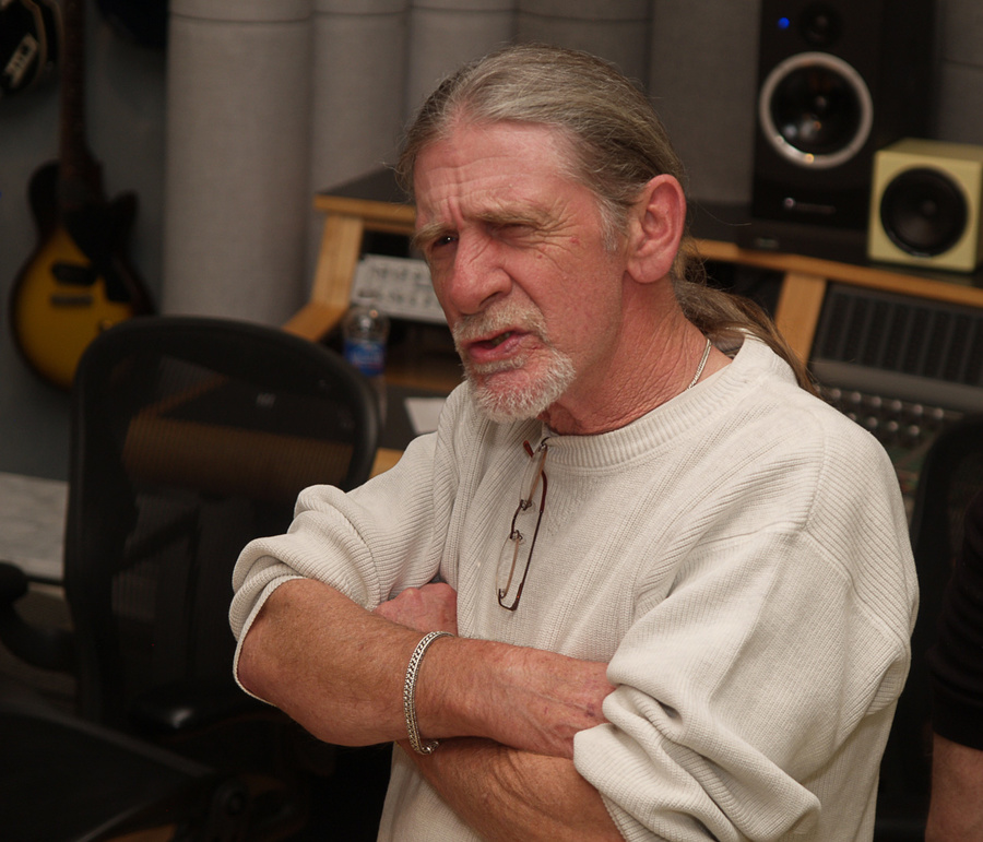 Alex Ligertwood Biography: From Glasgow Streets to Santana Legend 4 Alex LigertwoodRock