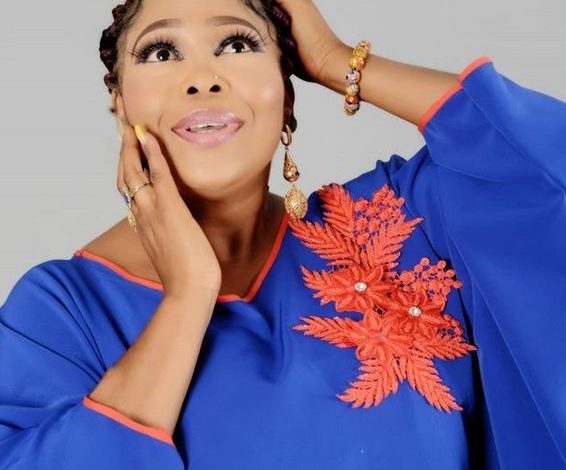 Toyin Alausa