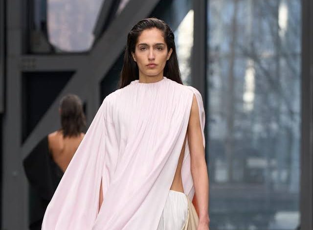 Calvin Klein Fall 2026 Outerwear: New Season Styling Sparks Fashion Discussion